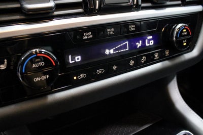 2024 Nissan Pathfinder SV 4WD