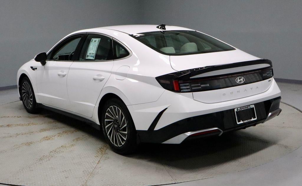 2025 Hyundai SONATA Hybrid SEL FWD