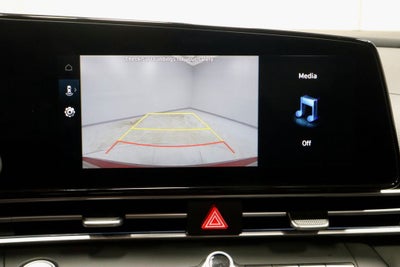 2024 Hyundai ELANTRA SEL IVT