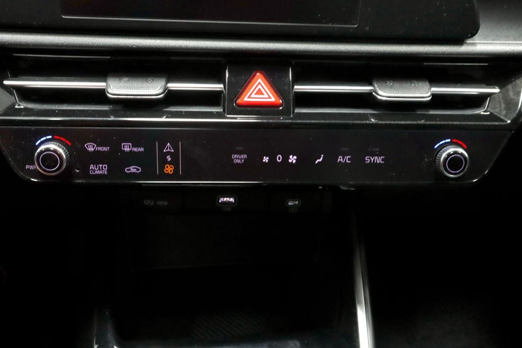 2023 Kia Niro LX FWD