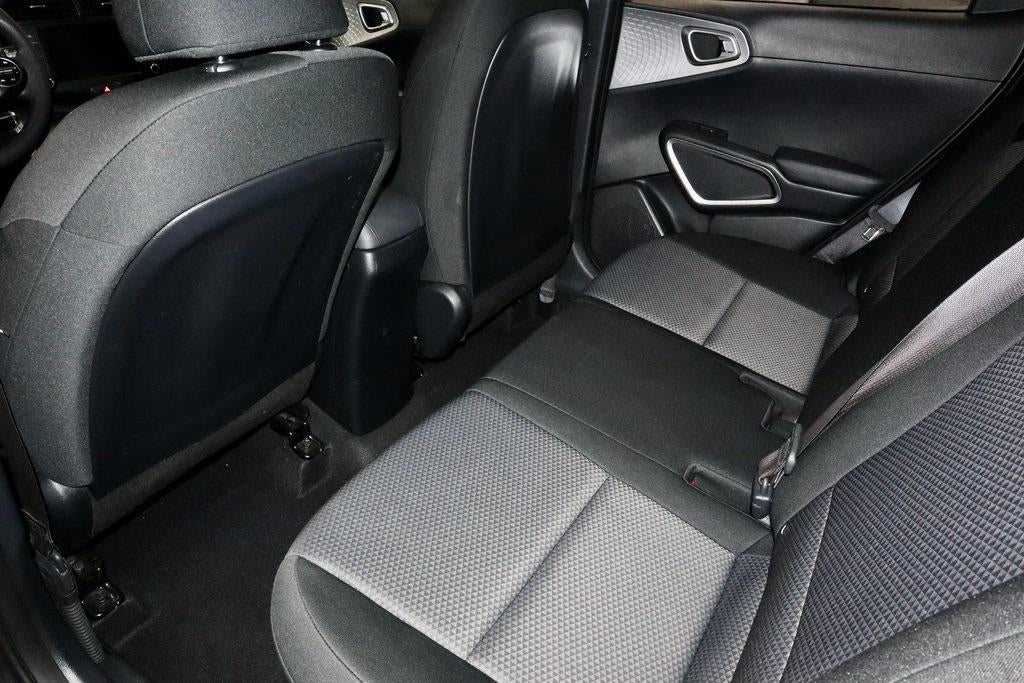 2024 Kia Soul LX IVT