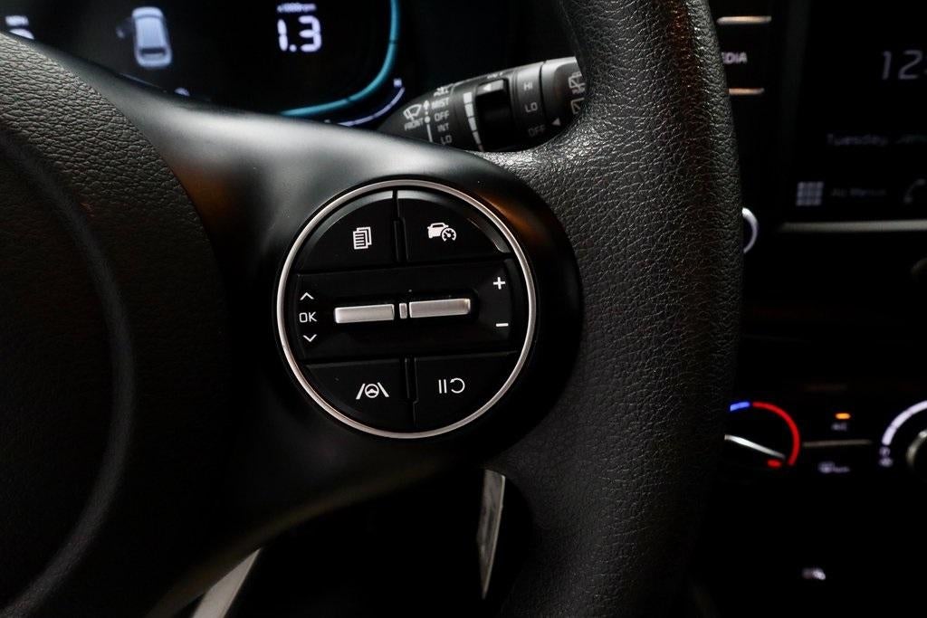 2024 Kia Soul LX IVT