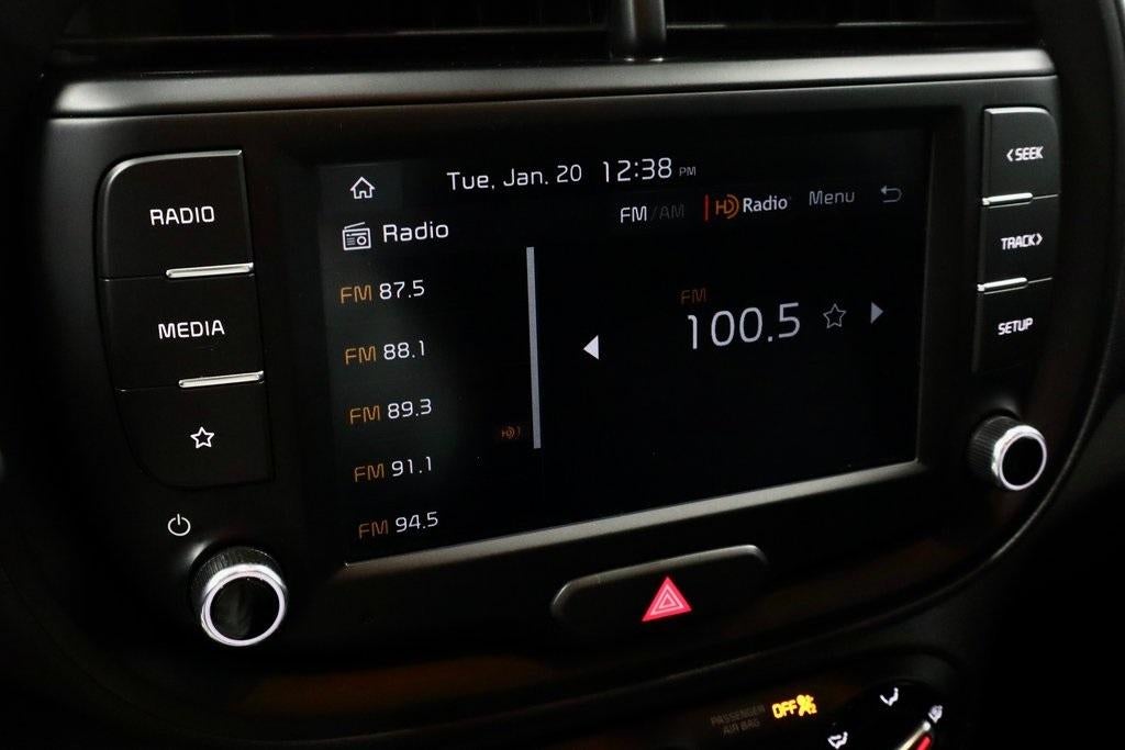 2024 Kia Soul LX IVT