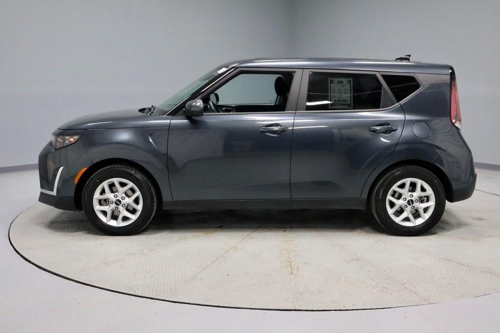 2024 Kia Soul LX IVT