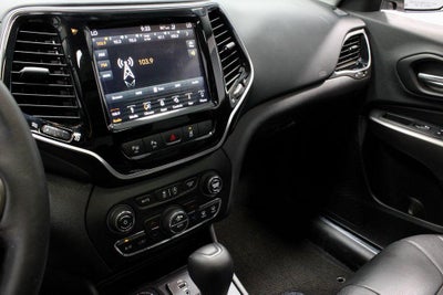 2019 Jeep Cherokee Overland