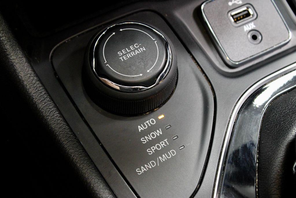 2019 Jeep Cherokee Overland