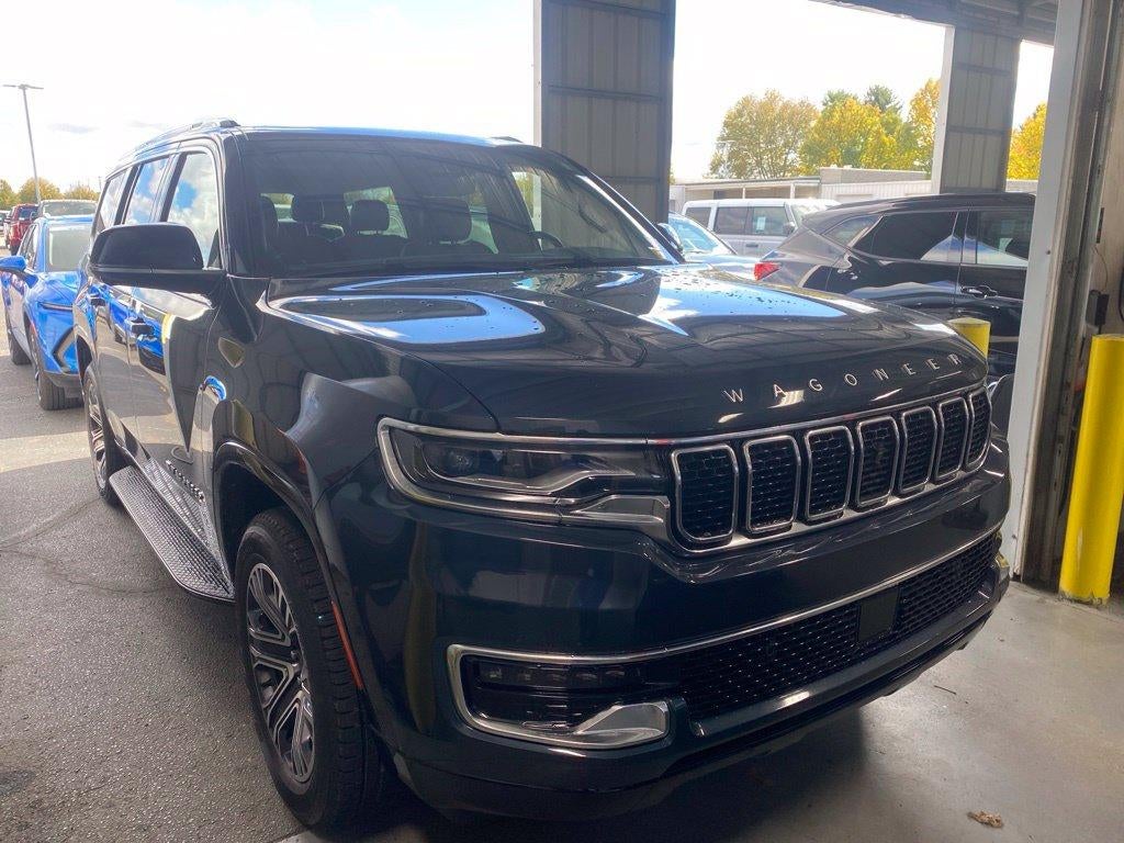 2023 Jeep Wagoneer Base