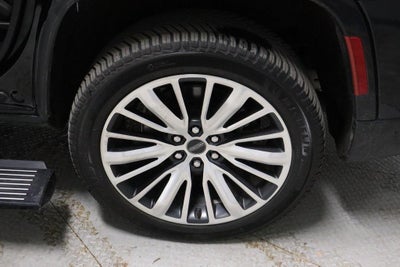 2022 Jeep Grand Wagoneer Series III