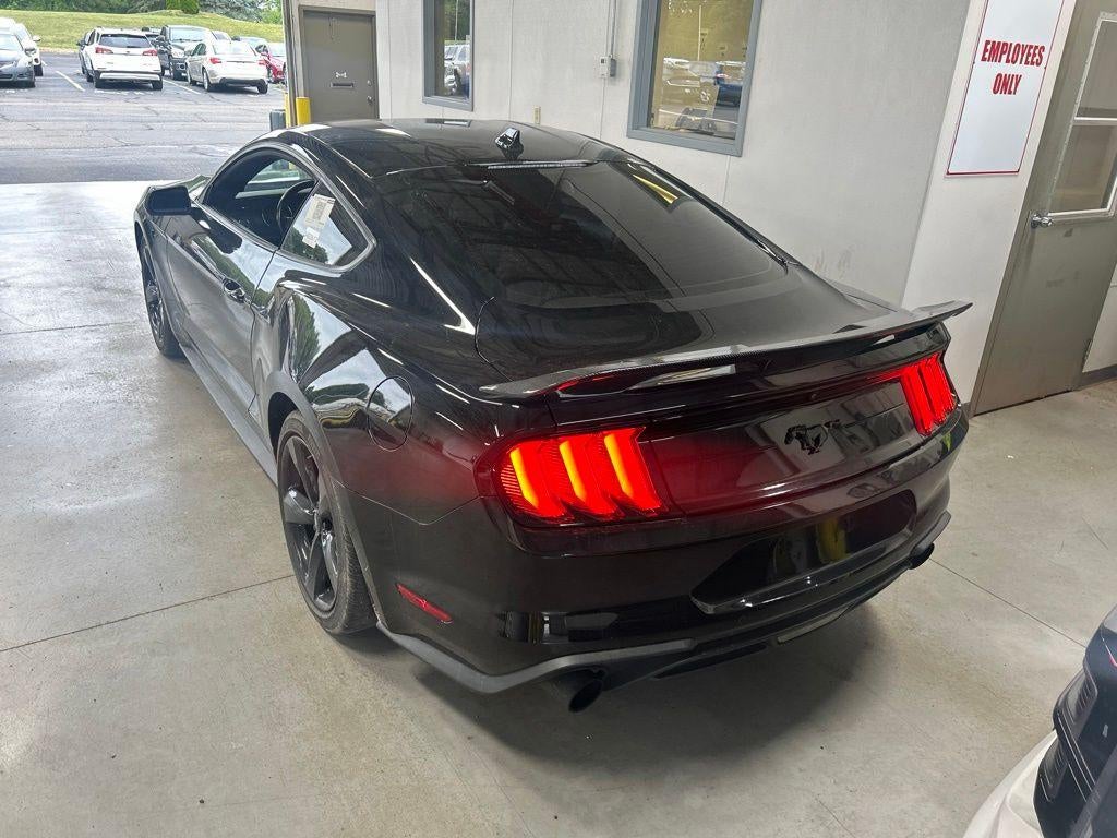 2021 Ford Mustang EcoBoost