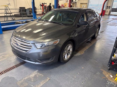 2017 Ford Taurus SE
