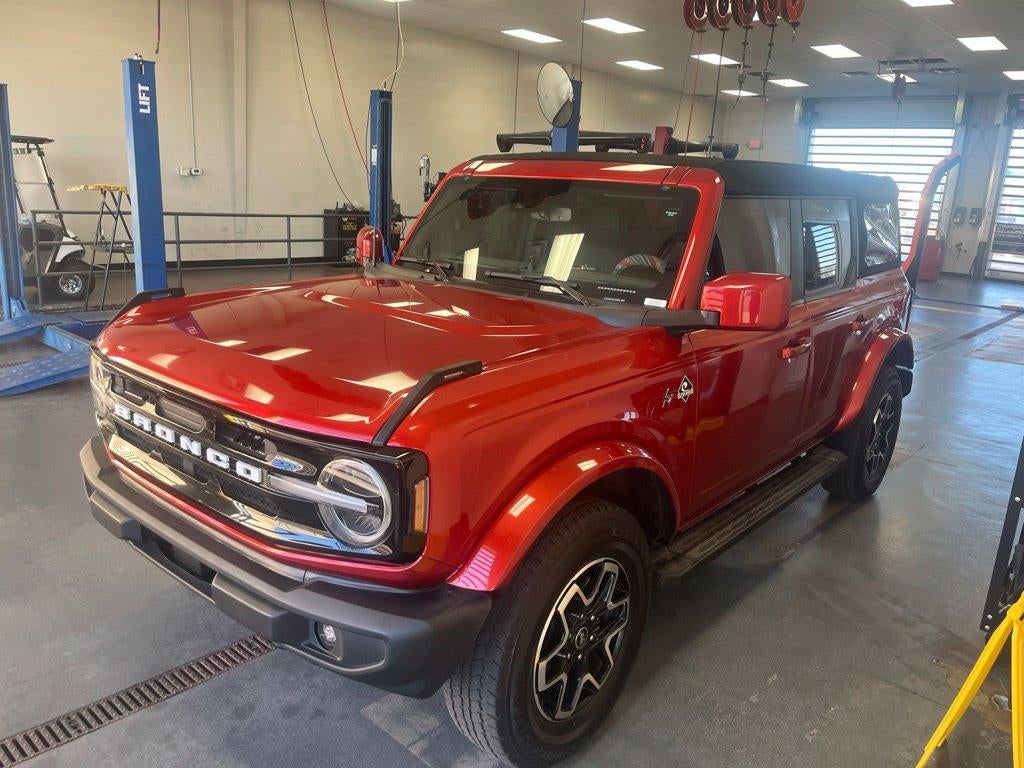 2024 Ford Bronco Outer Banks