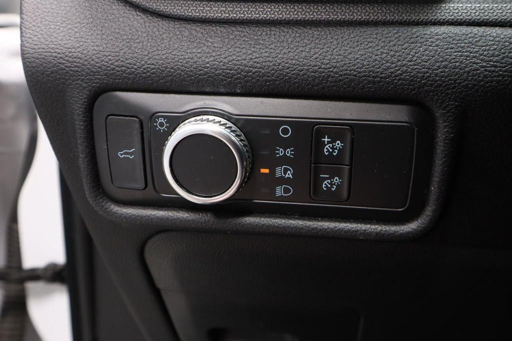 2020 Ford Explorer Base