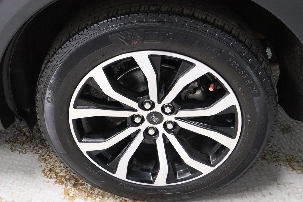 2024 Ford Explorer ST-Line