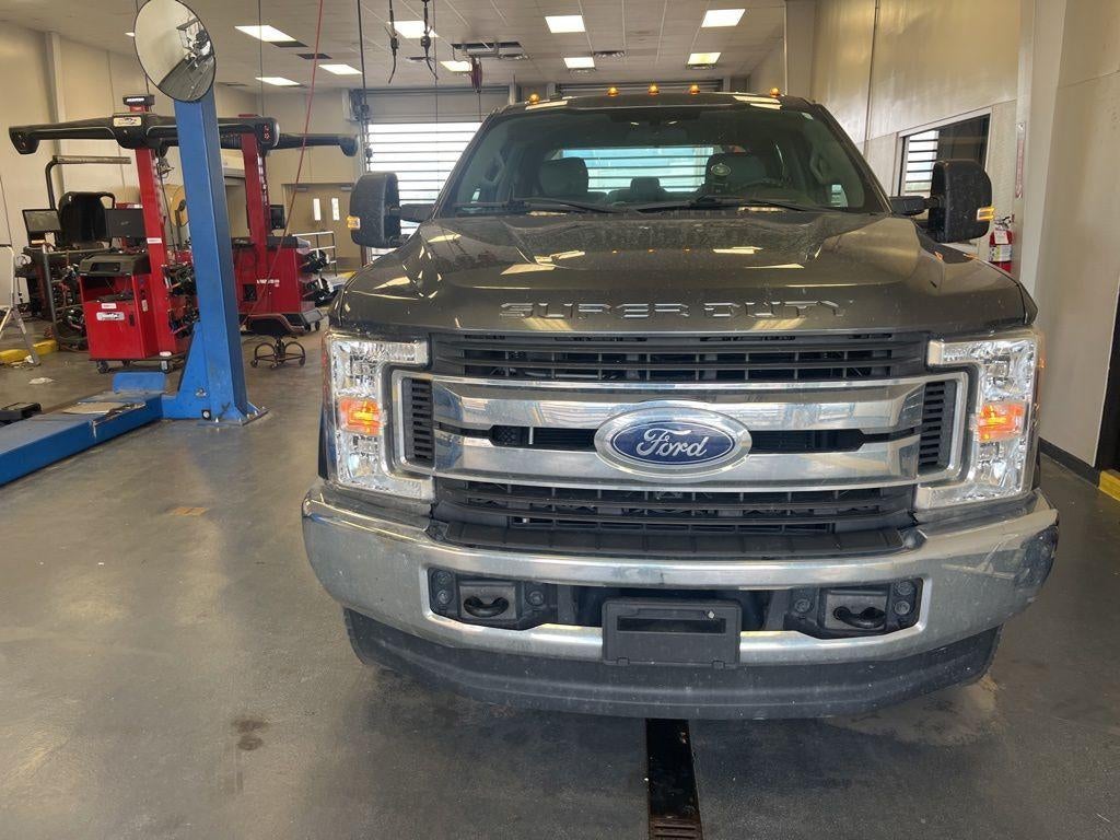 2017 Ford Super Duty F-250 SRW XL