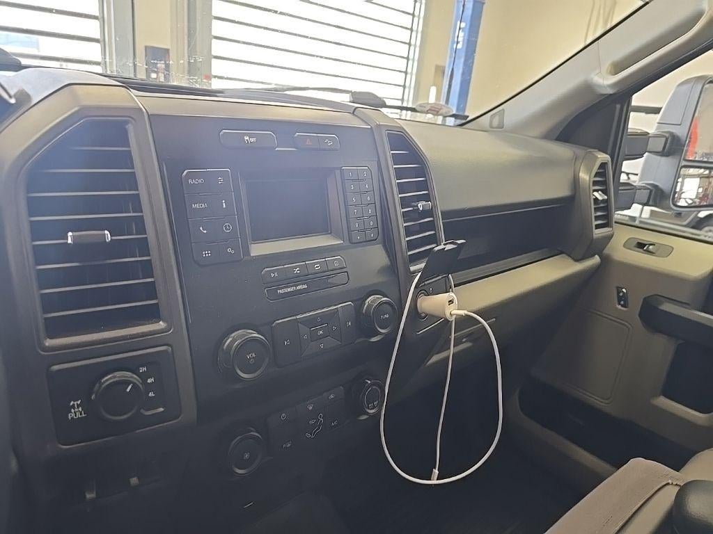 2022 Ford Super Duty F-350 SRW XL