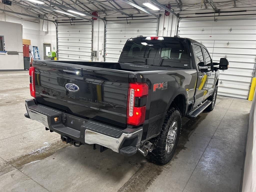 2024 Ford Super Duty F-350 SRW Lariat