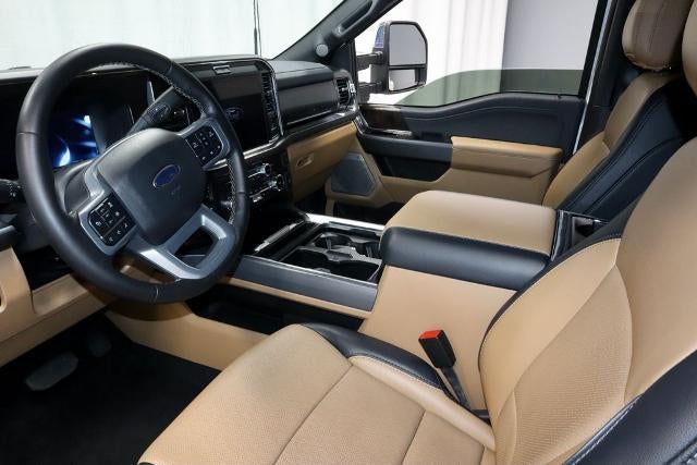 2025 Ford Super Duty F-350 DRW Lariat