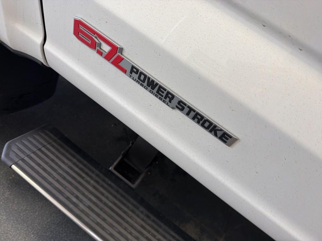 2025 Ford Super Duty F-350 DRW XL