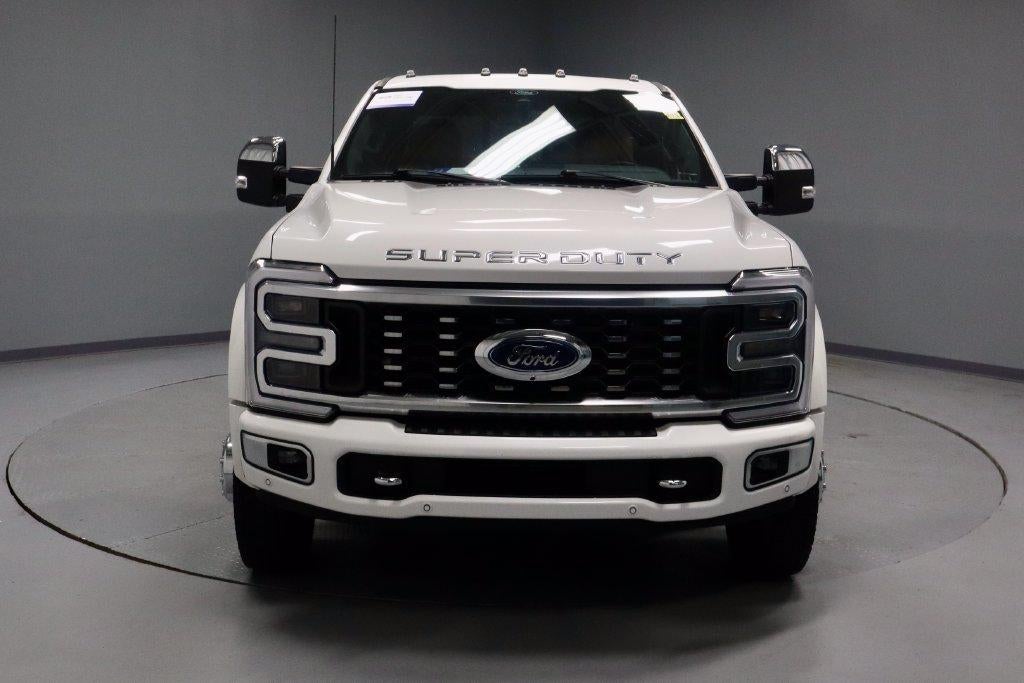 2024 Ford Super Duty F-450 DRW Platinum
