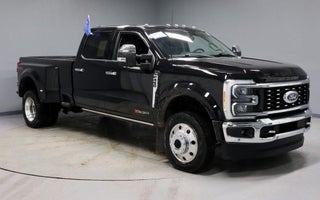 2023 Ford Super Duty F-450 DRW Lariat