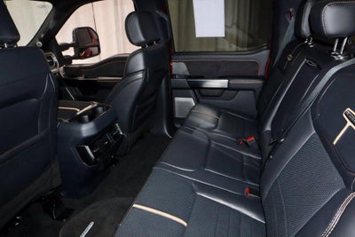 2024 Ford Super Duty F-450 DRW Platinum