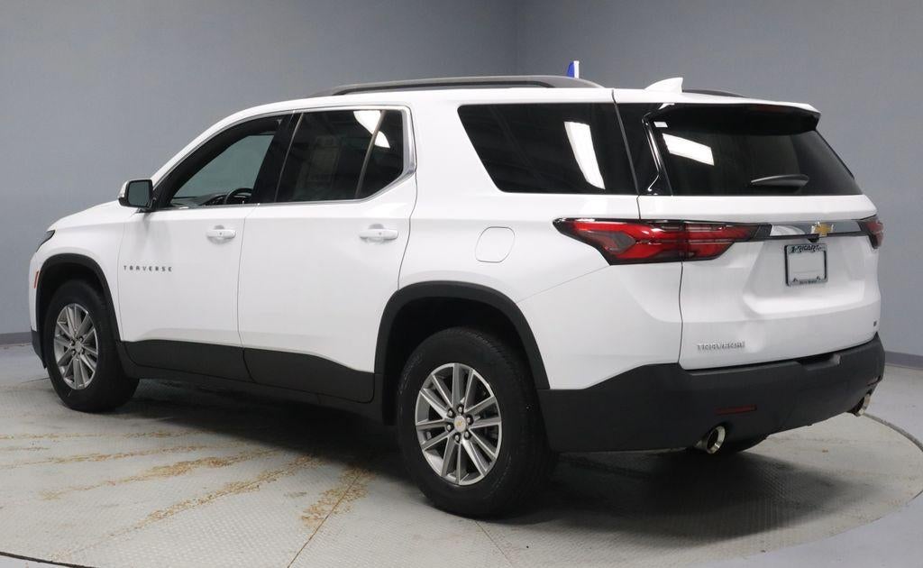 2023 Chevrolet Traverse LT