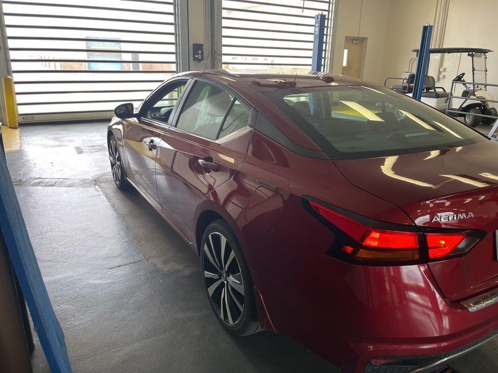 2022 Nissan Altima 2.5 SR