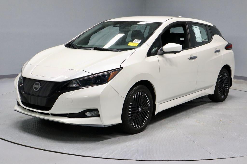 2024 Nissan LEAF SV Plus