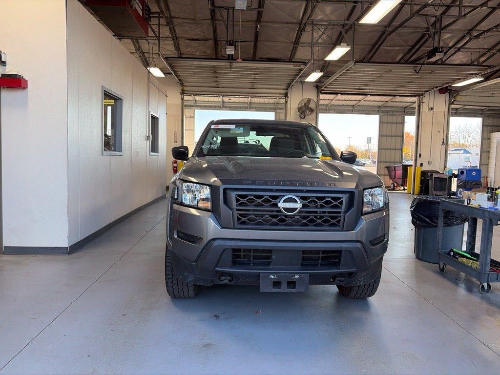 2022 Nissan Frontier S