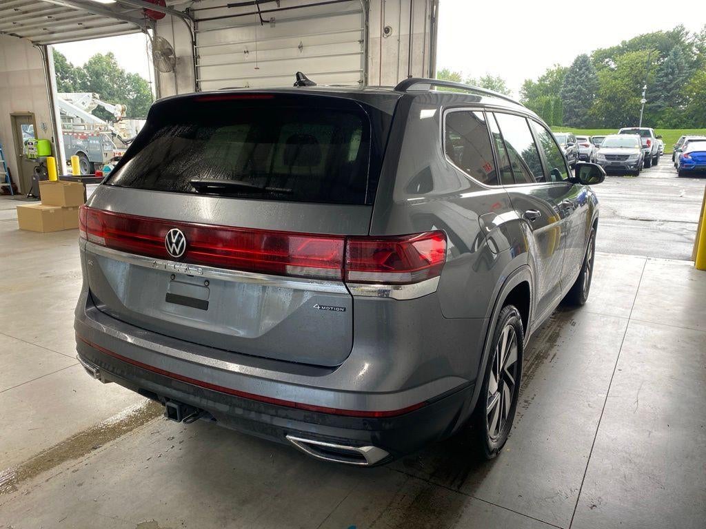 2025 Volkswagen Atlas 2.0T SE w/Technology