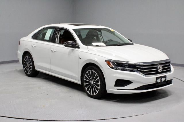 2022 Volkswagen Passat 2.0T Limited Edition