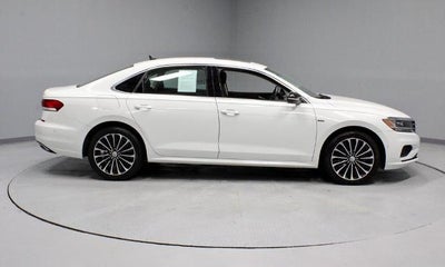 2022 Volkswagen Passat 2.0T Limited Edition
