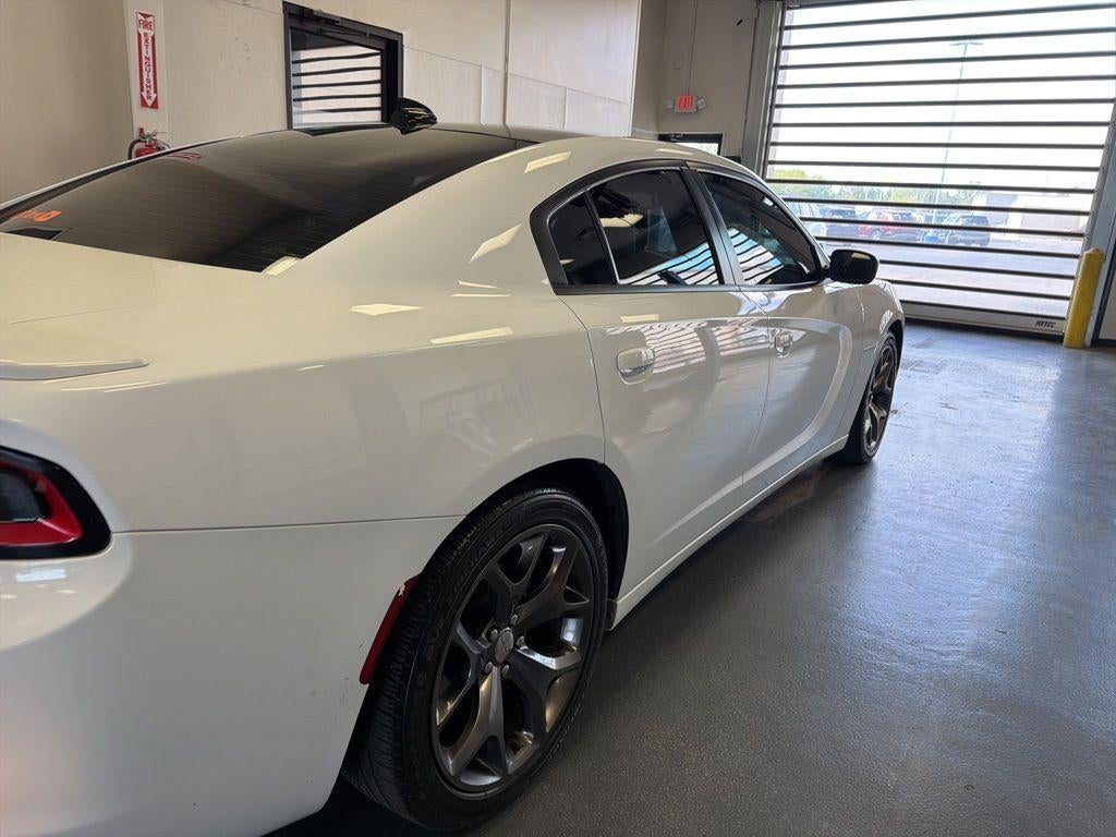 2016 Dodge Charger SXT