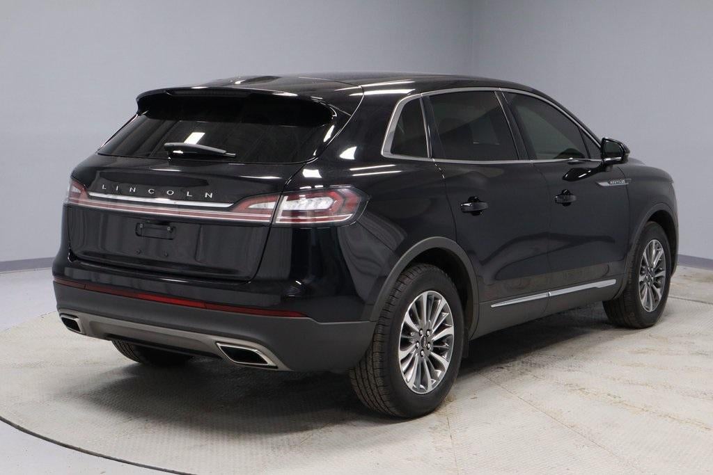 2022 Lincoln Nautilus Standard