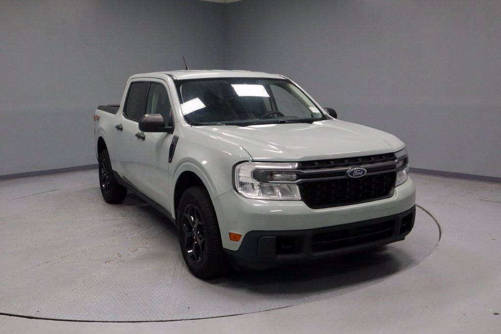 2023 Ford Maverick Base