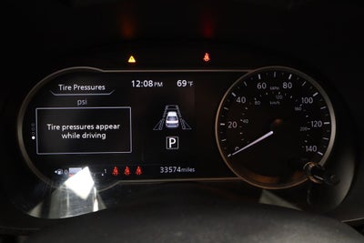 2024 Nissan Versa 1.6 SR