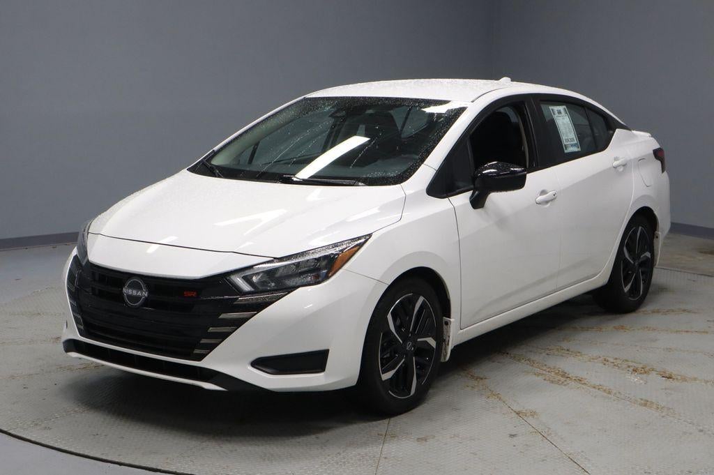 2024 Nissan Versa 1.6 SR