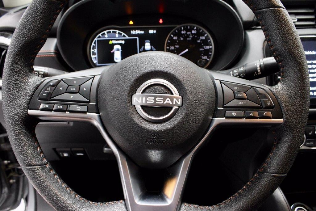 2024 Nissan Versa 1.6 SR