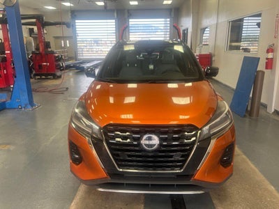 2022 Nissan Kicks SR