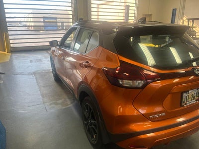2022 Nissan Kicks SR