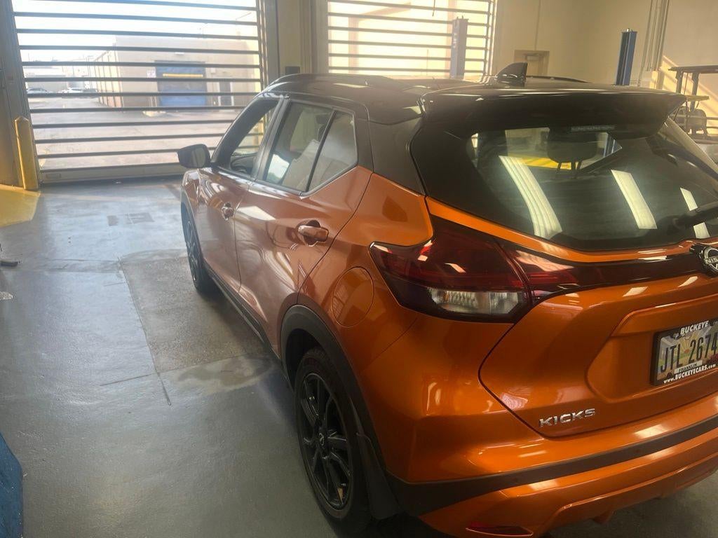 2022 Nissan Kicks SR