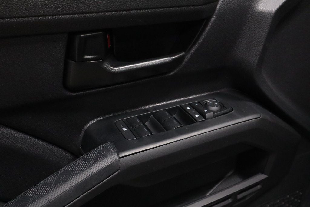 2025 Toyota Tacoma 4WD SR5