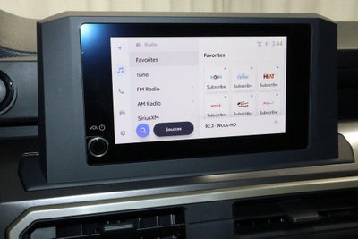 2025 Toyota Tacoma 4WD SR5