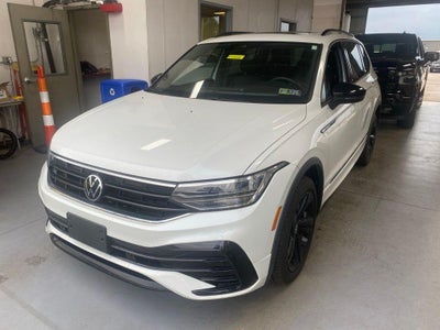 2023 Volkswagen Tiguan 2.0T SE R-Line Black