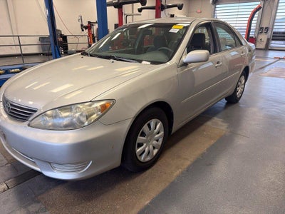 2005 Toyota Camry LE