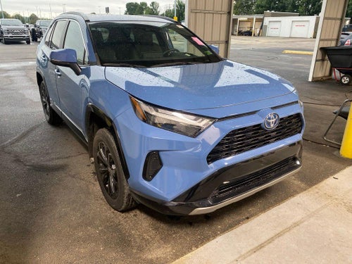2023 Toyota RAV4 SE