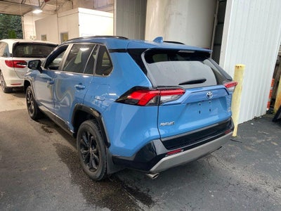 2023 Toyota RAV4 SE
