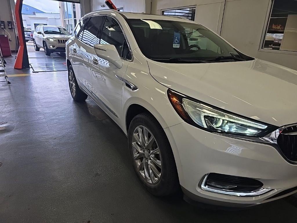 2021 Buick Enclave Essence