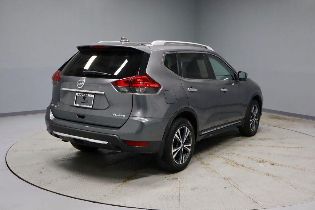 2017 Nissan Rogue SL