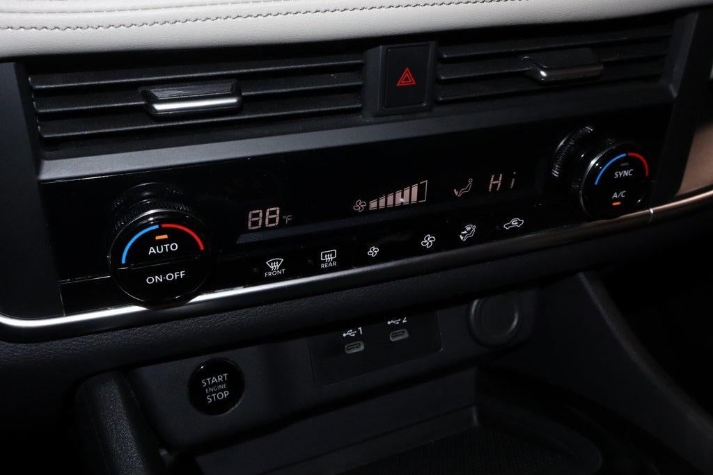 2025 Nissan Rogue SV